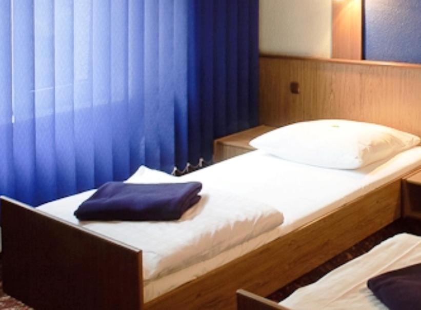 שצ'צ'ין Hotel Victoria מראה חיצוני תמונה